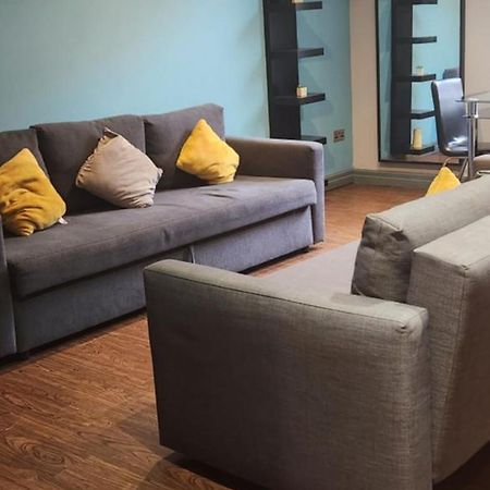 Lewis Apartment In The Heart Of The Northern Quarter Sleeps Up To 12 Manchester Exterior foto