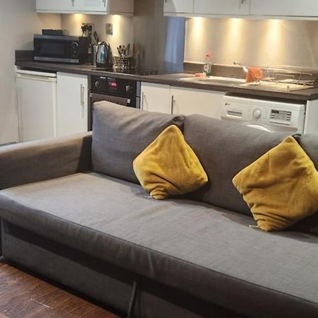 Lewis Apartment In The Heart Of The Northern Quarter Sleeps Up To 12 Manchester Exterior foto
