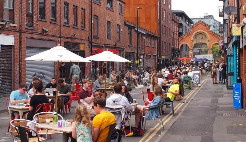 Lewis Apartment In The Heart Of The Northern Quarter Sleeps Up To 12 Manchester Exterior foto