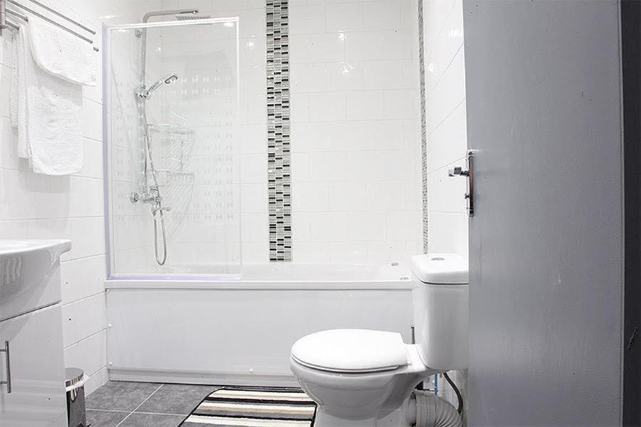 Lewis Apartment In The Heart Of The Northern Quarter Sleeps Up To 12 Manchester Exterior foto