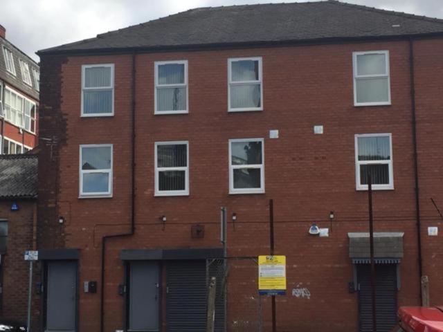 Lewis Apartment In The Heart Of The Northern Quarter Sleeps Up To 12 Manchester Exterior foto