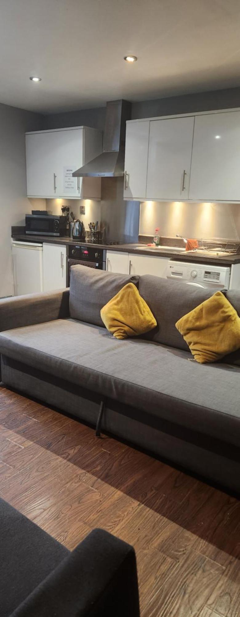 Lewis Apartment In The Heart Of The Northern Quarter Sleeps Up To 12 Manchester Exterior foto